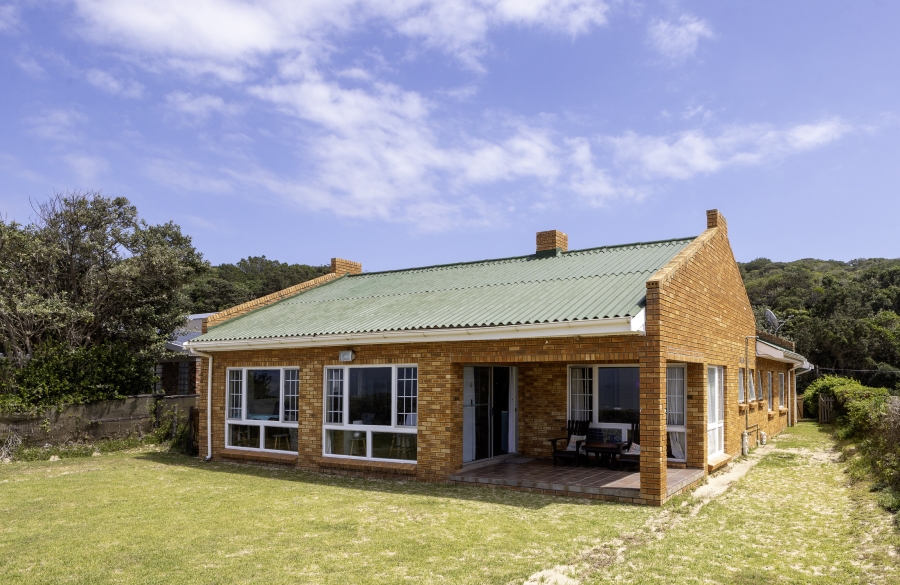 4 Bedroom Property for Sale in Begha Eastern Cape